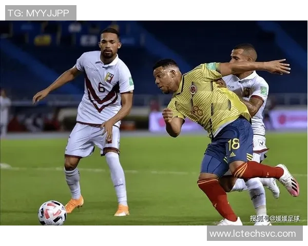 墨西哥足球明星在对阵牙买加的比赛中展现惊人技艺与团队合作精神